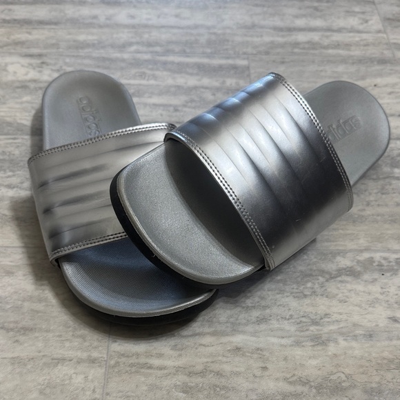 Adidas womens Metallic silver Slide Sandals - Picture 1 of 2